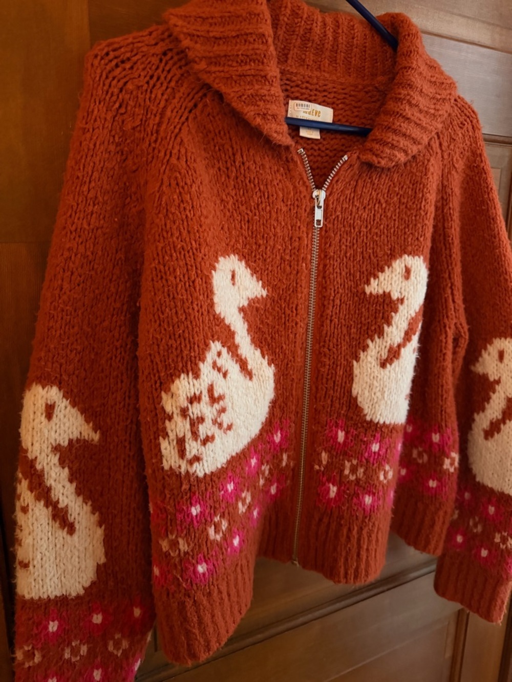 ANTHROPOLOGIE MAEVE ZIP FRONT CARDIGAN IN RED SWAN - Picture 4 of 11